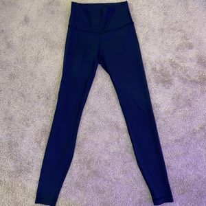Lulu navy leggings